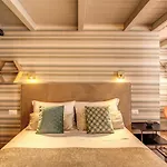Decharme Apartment With Terrace In Monti