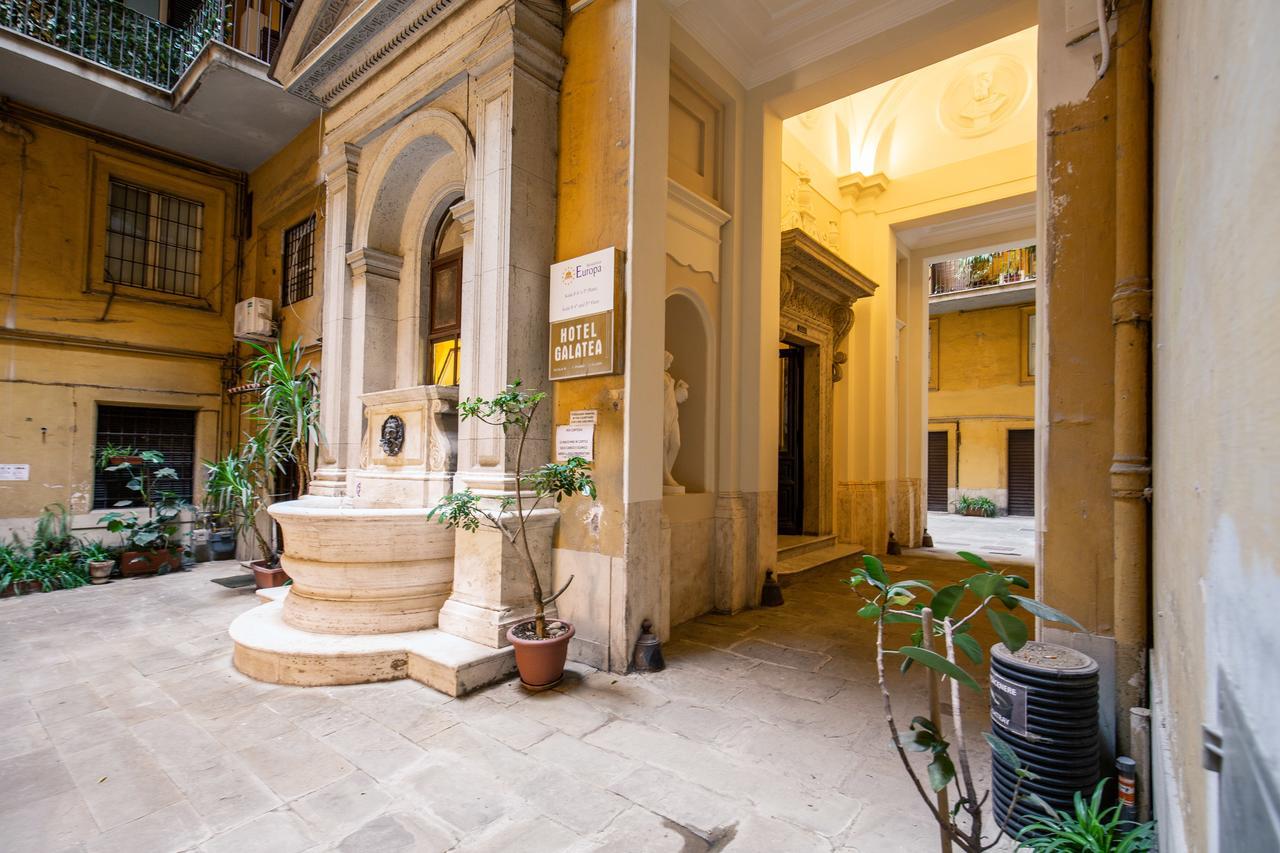 Decharme With Terrace In Monti Appartamento Roma