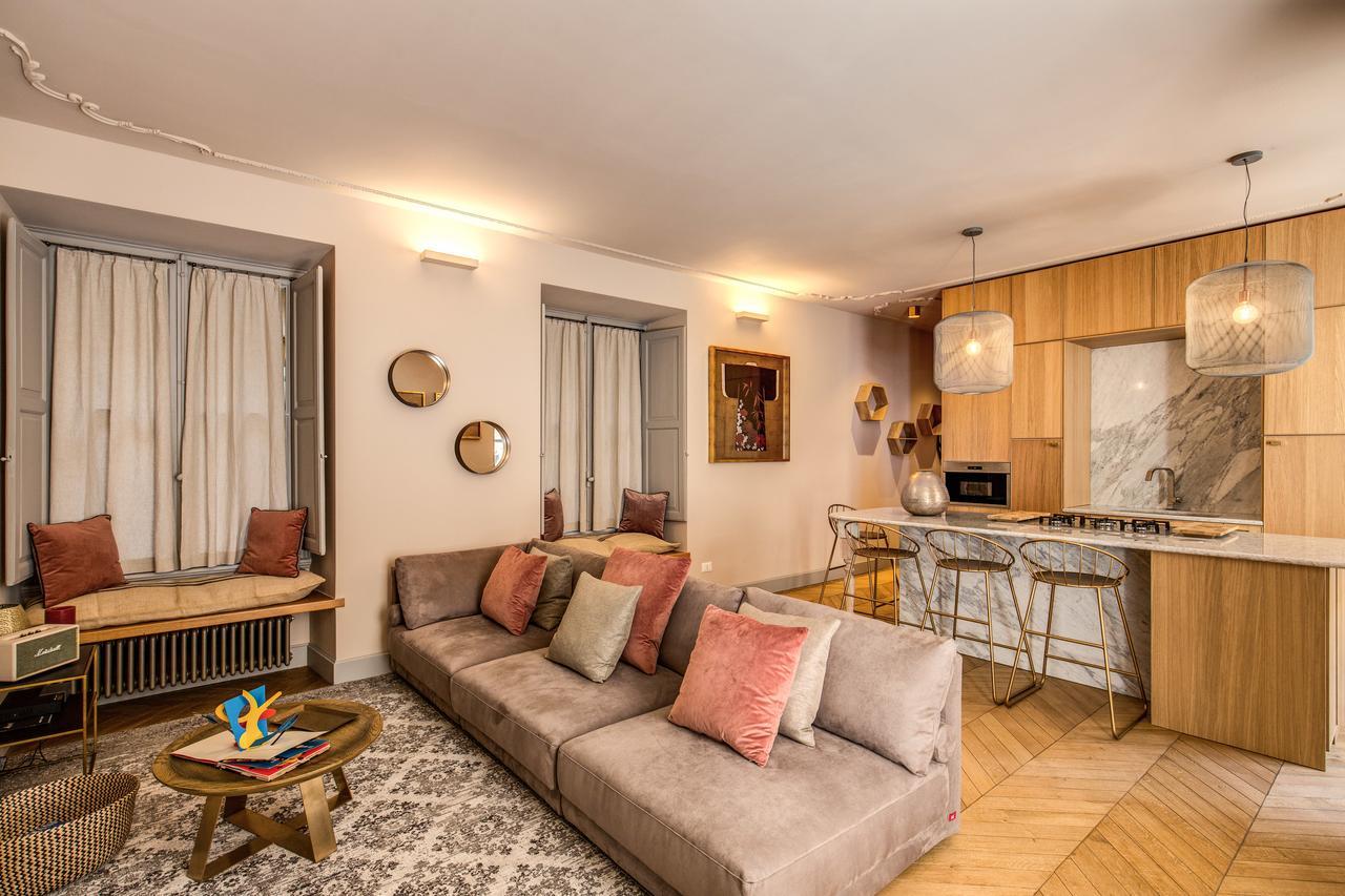 Appartamento Decharme With Terrace In Monti Roma