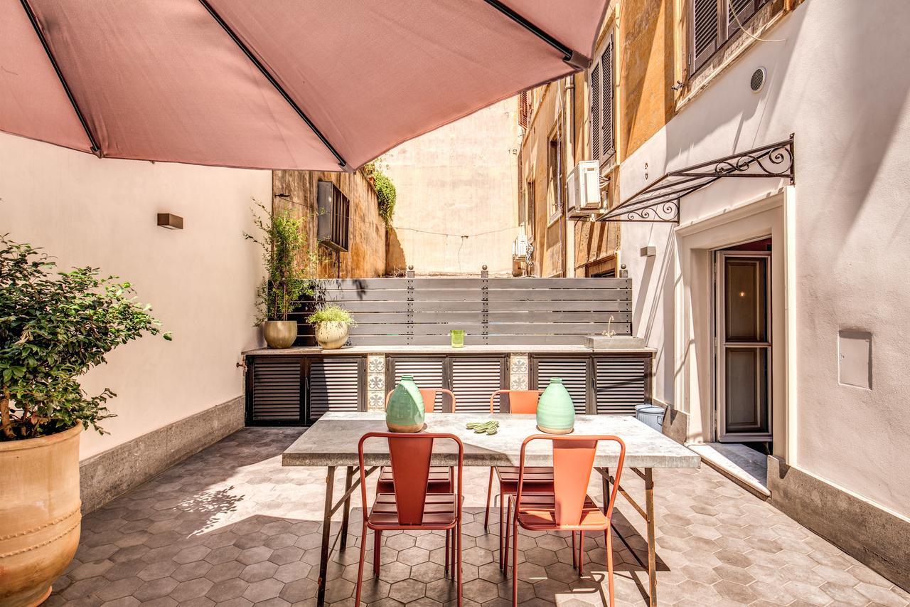 Appartamento Decharme With Terrace In Monti Roma