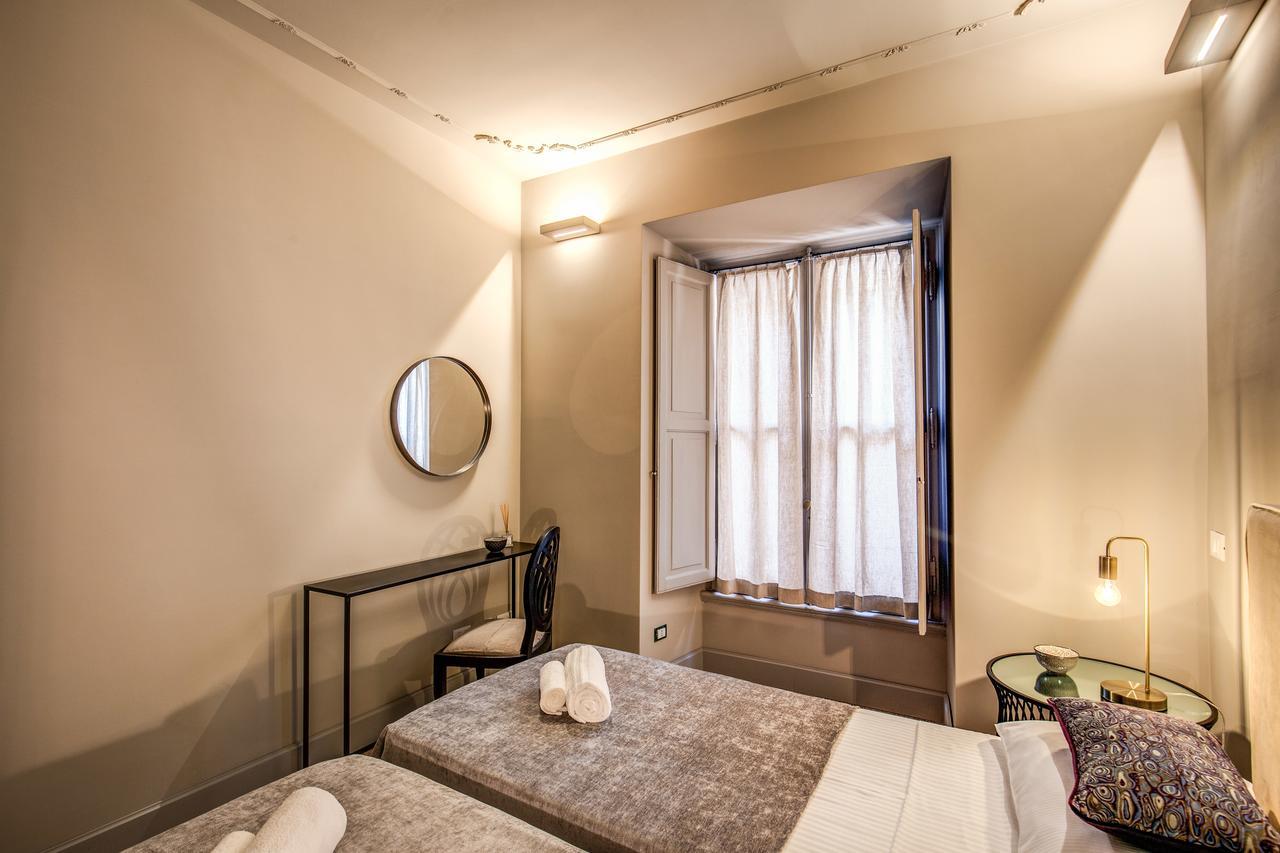 Decharme With Terrace In Monti Appartamento *